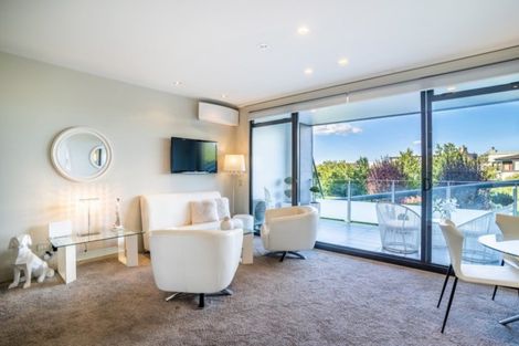 Photo of property in Cooks Apartments, 1e/24 James Cook Crescent, Remuera, Auckland, 1050