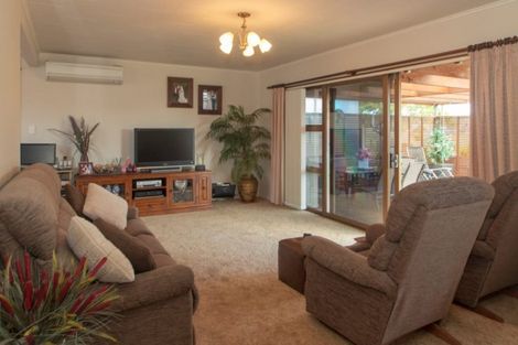 Photo of property in 4 Canterbury Street, Tamatea, Napier, 4112