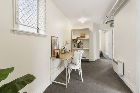 Photo of property in 7 Douglas Street, Mount Cook, Wellington, 6021