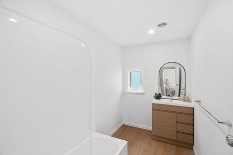 Photo of property in 267 Centaurus Road, Saint Martins, Christchurch, 8022