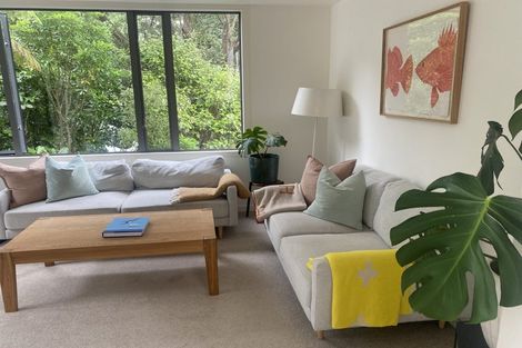Photo of property in 37e Ngaio Road, Kelburn, Wellington, 6012