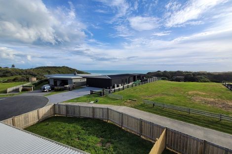 Photo of property in 58 Sunset Drive, Baylys Beach, 0377