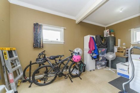 Photo of property in 351 Tremaine Avenue, Takaro, Palmerston North, 4412