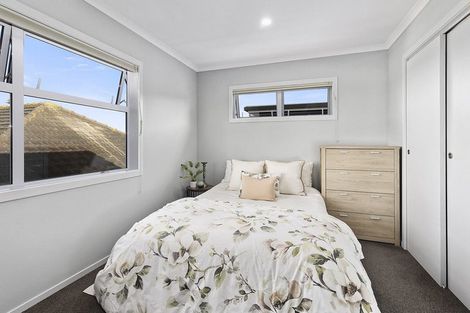 Photo of property in 2/1 Murphy Place, Titahi Bay, Porirua, 5022