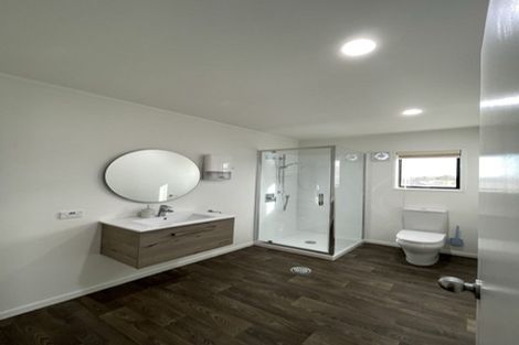 Photo of property in 32a Elliot Street, Howick, Auckland, 2014