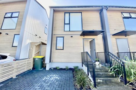 Photo of property in 6 Awamarino Way, Westgate, Auckland, 0614