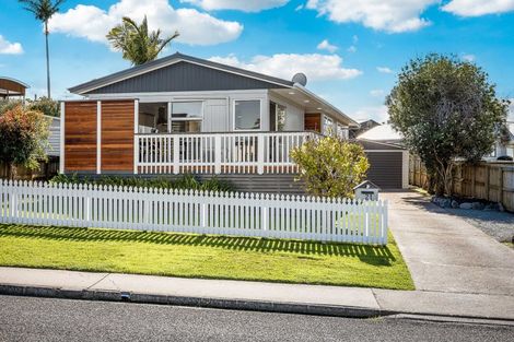 Photo of property in 21 Snells Beach Road, Snells Beach, 0920