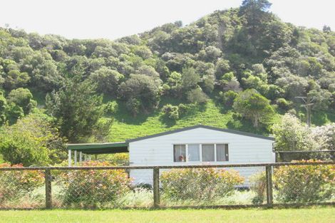 Photo of property in 1 Forster Street, Tolaga Bay, 4077