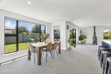 Photo of property in 8 Three Kings Court, Outram, 9019