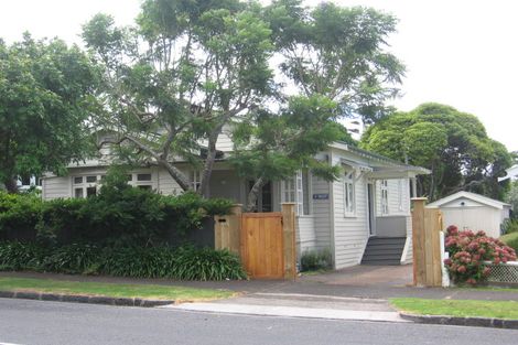 Photo of property in 27 Wairere Avenue, Mount Albert, Auckland, 1025
