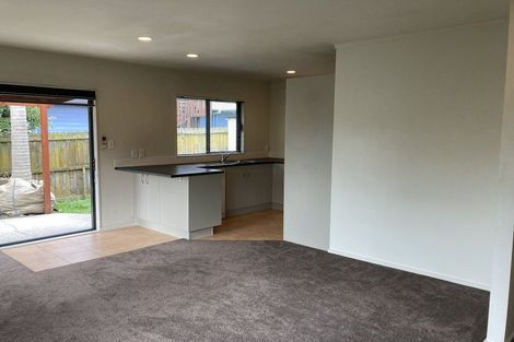 Photo of property in 21 Aberfeldy Avenue, Highland Park, Auckland, 2010