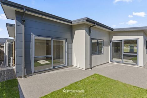 Photo of property in 38 Harry Martin Lane, Wainuiomata, Lower Hutt, 5014