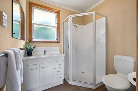 Photo of property in 23 Saint Albans Avenue, Hokowhitu, Palmerston North, 4410