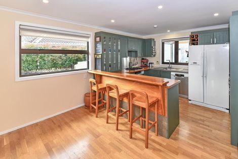 Photo of property in 83 St Annes Crescent, Wattle Downs, Auckland, 2103