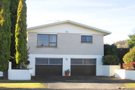 Photo of property in 13 Homestead Place, Glenview, Hamilton, 3206