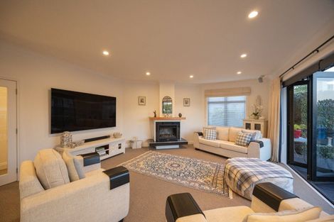 Photo of property in 31 Balmoral Drive, Terrace End, Palmerston North, 4410