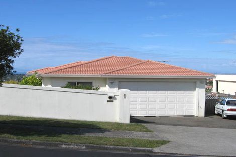 Photo of property in 1 Elsfield Place, Torbay, Auckland, 0630