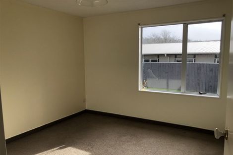 Photo of property in 26 Glen Road, Stokes Valley, Lower Hutt, 5019