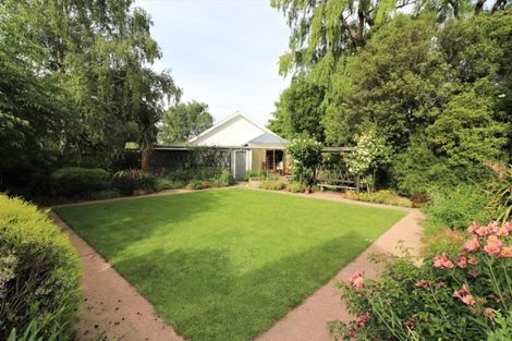 Photo of property in 28 Selwyn Street, Leeston, 7632