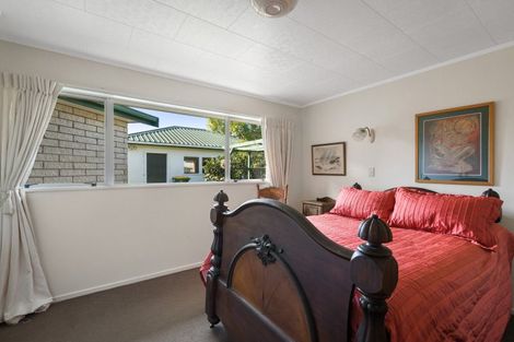 Photo of property in 15 Francis Drive, Katikati, 3129