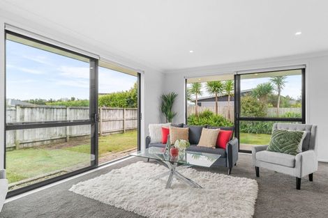 Photo of property in 32 Kedge Drive, Mangawhai, 0505