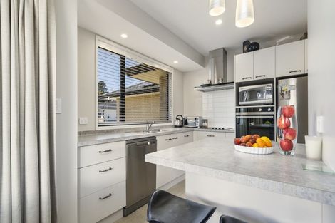 Photo of property in 31 Dreaver Drive, Waitara, 4320