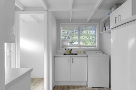 Photo of property in 15 South Crescent, Amberley, 7481