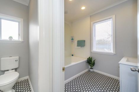 Photo of property in 172 Monrad Street, Highbury, Palmerston North, 4412