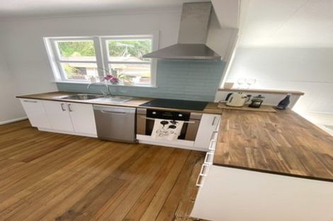 Photo of property in 33 Shakespeare Road, Bluff Hill, Napier, 4110