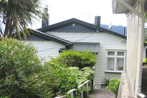 Photo of property in 3 Durham Crescent, Aro Valley, Wellington, 6021