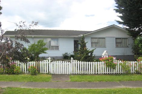Photo of property in 1 Nina Place, Manurewa, Auckland, 2102