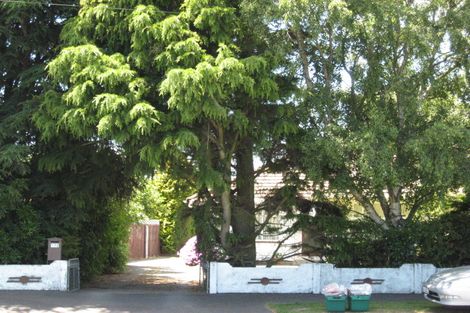 Photo of property in 172 Avonhead Road, Avonhead, Christchurch, 8042