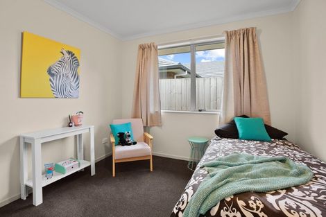 Photo of property in 14 Max Landing, Grandview Heights, Hamilton, 3200