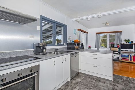Photo of property in 24a Station Road, Heathcote Valley, Christchurch, 8022