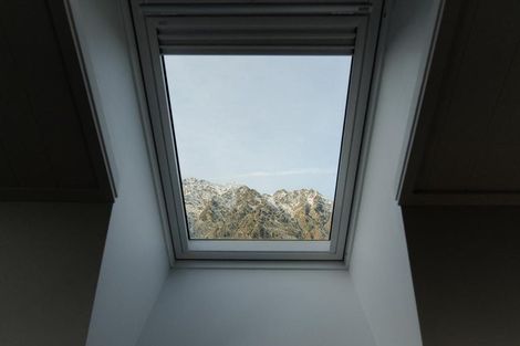 Photo of property in 43 Barn Road, Jacks Point, 9371