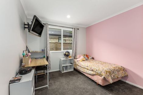 Photo of property in 44 Martingale Drive, Whitby, Porirua, 5024