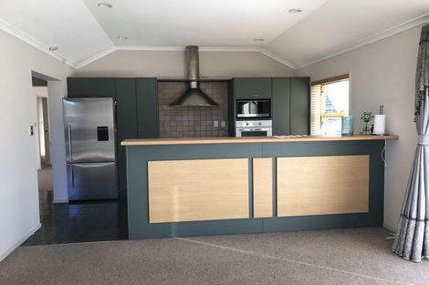 Photo of property in 116 Burswood Drive, Burswood, Auckland, 2013