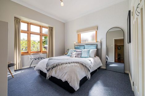 Photo of property in 53 Russell Street, Palmerston North, 4414
