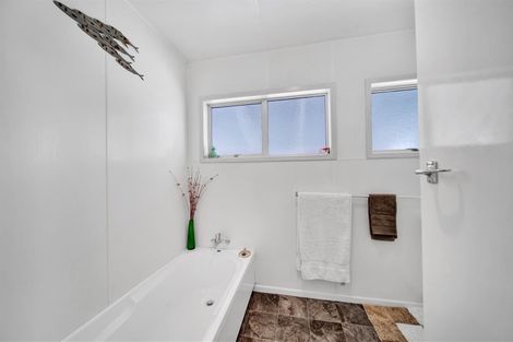 Photo of property in 56 Mangati Road, Bell Block, New Plymouth, 4312