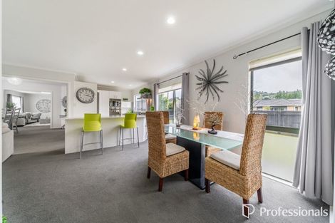 Photo of property in 10 Cottle Heath Close, Manor Park, Lower Hutt, 5019
