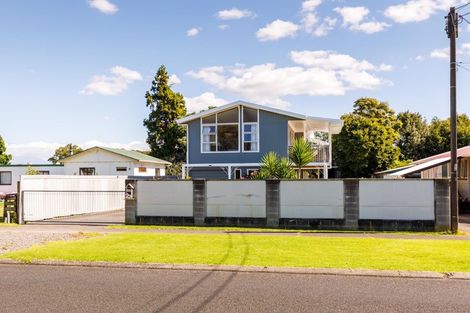 Photo of property in 27 Leslie Street, Waitara, 4320