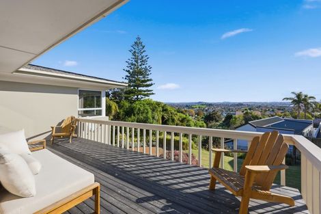 Photo of property in 10 Etherege Place, Howick, Auckland, 2014