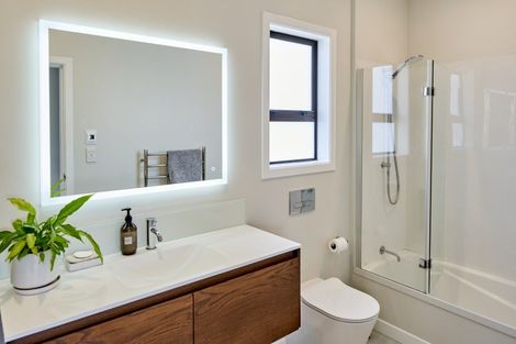 Photo of property in 33 Haig Street, Waterloo, Lower Hutt, 5011