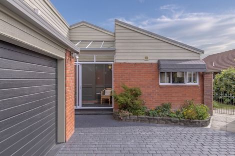 Photo of property in 16 Herbs Place, Cashmere, Christchurch, 8022