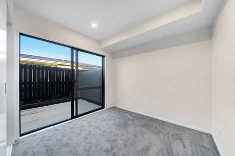Photo of property in 6/32 Tiraumea Drive, Pakuranga, Auckland, 2010