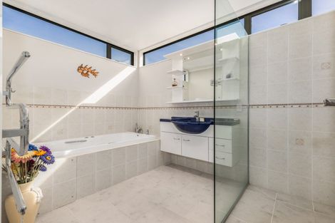 Photo of property in 39 Bristol Street, Levin, 5510