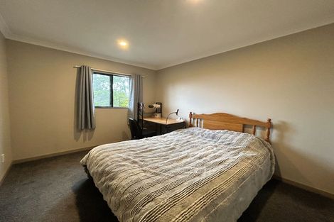 Photo of property in 45 Helleur Road, Massey, Auckland, 0614