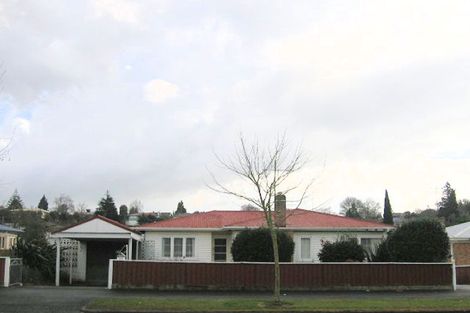 Photo of property in 52 Mount View Road, Melville, Hamilton, 3206