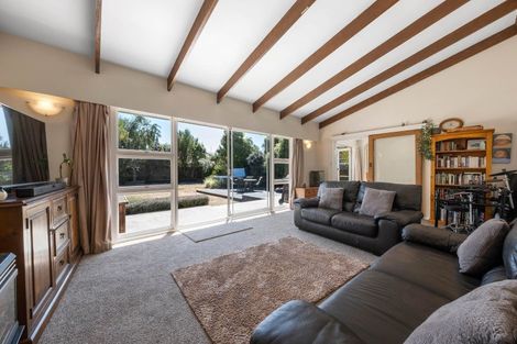 Photo of property in 9 Alpine View Lane, Parklands, Christchurch, 8083