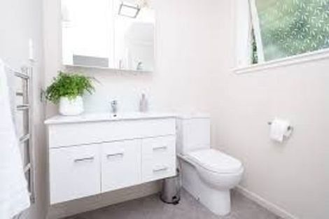 Photo of property in 11a Kitchener Square, Highfield, Timaru, 7910